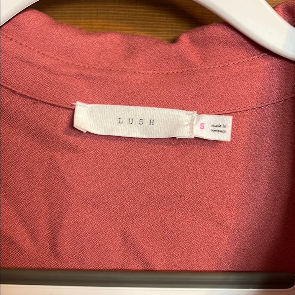 Quarter button blouse - Picture 2 of 3